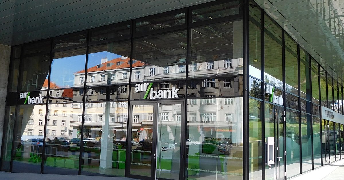 Air Bank will make mortgages and consumer loans more expensive from May