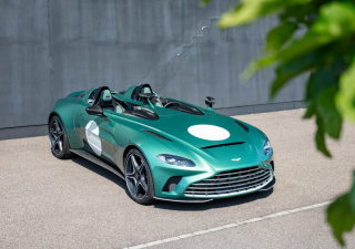 Aston Martin V12 Speedster