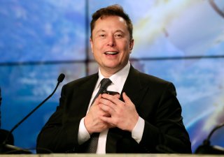 Elon Musk urovnal spory s Applem