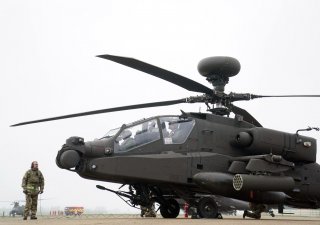 Bitevní vrtulník Apache AH-64E