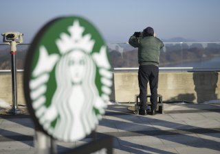 Kavárna Starbucks na hranicích Jižní a Severní Koreje