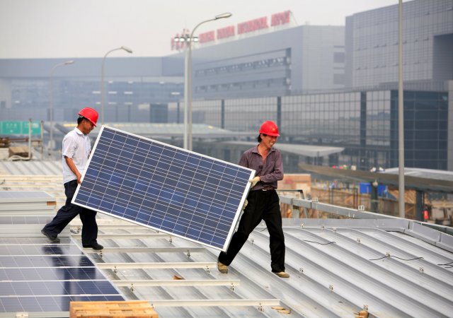 Čína zrychlí a znásobí investice do obnovitelných zdrojů energie.