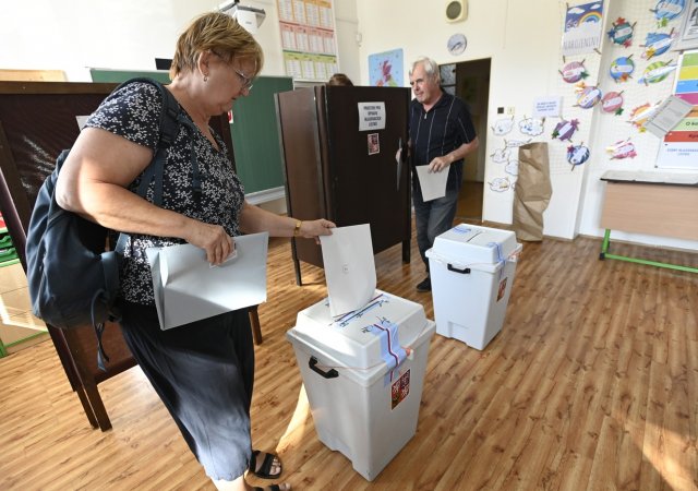 Volby do Senátu a zastupitelstev krajů