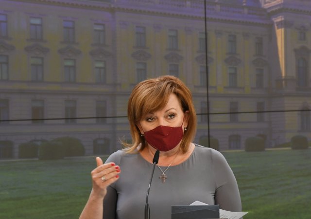 Alena Schillerová, ministryně financí