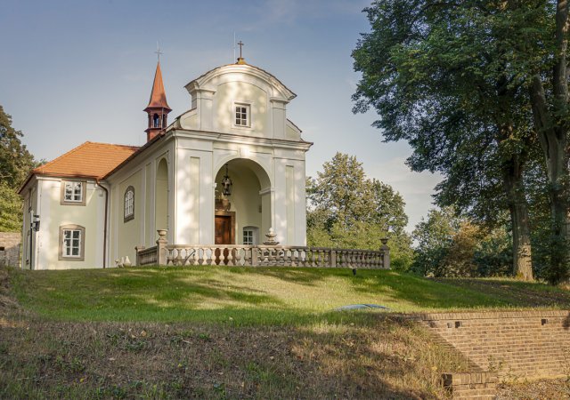 Rekonstruovaná kaple v severních Čechách je na prodej.