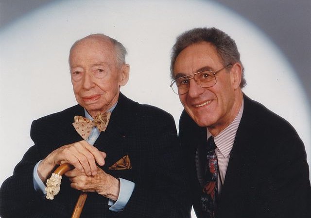 André Kostolany a finančník a publicista Gottfried Heller (vpravo)