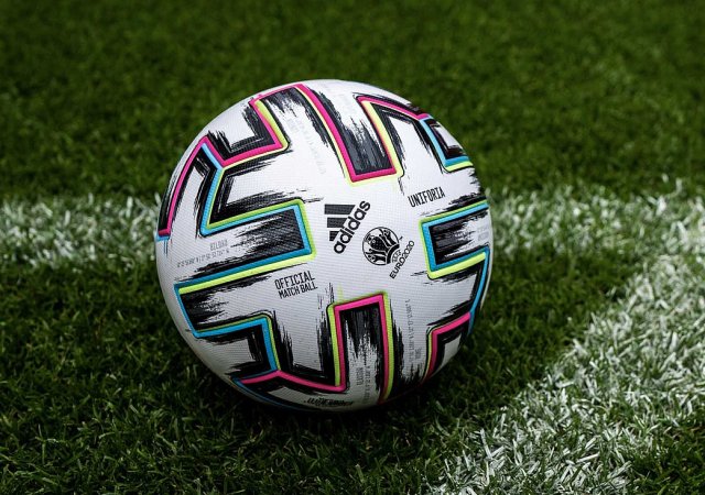 Oficiální míč Mistrovství Evropy ve fotbale.
