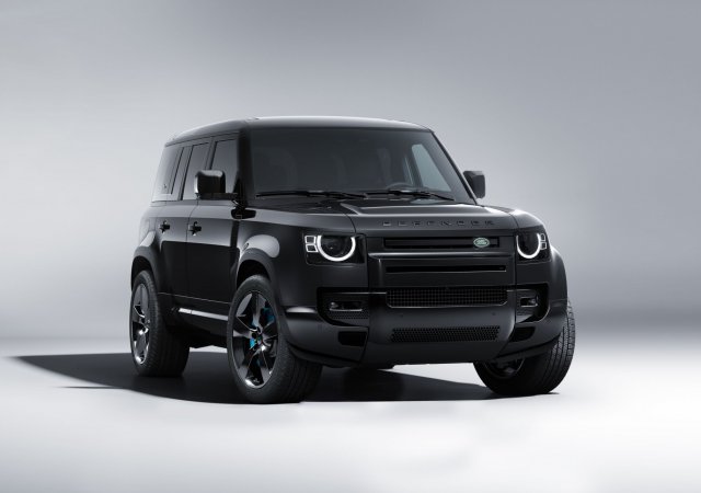 Land Rover Defender Bond Edition