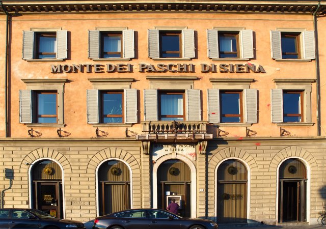 Banca Monte dei Paschi di Siena v Pise