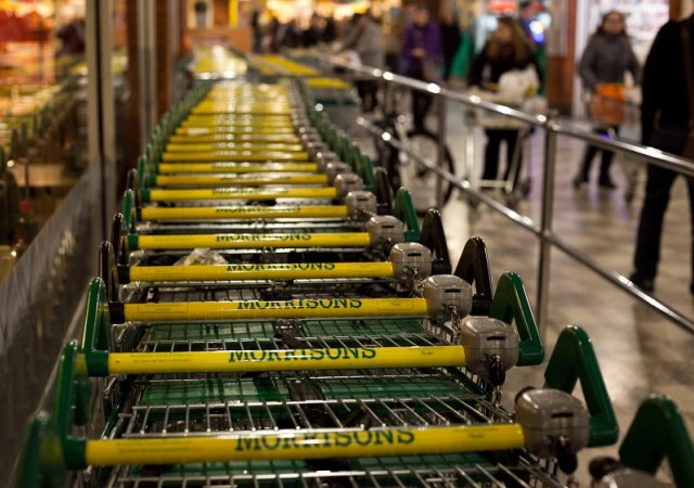 Britský maloobchodní řetězec Morrisons odmítl nabídku Američanů na jeho převzetí.