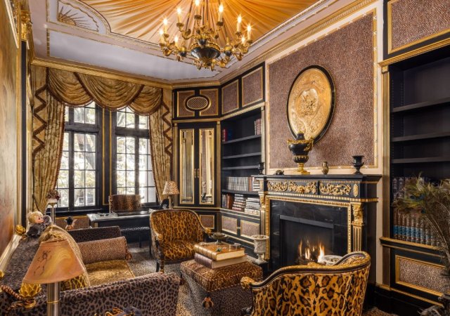Pohled do bytu zesnulé Ivany Trumpové na newyorském Manhattanu, který je na prodej za 26,5 milionu dolarů.