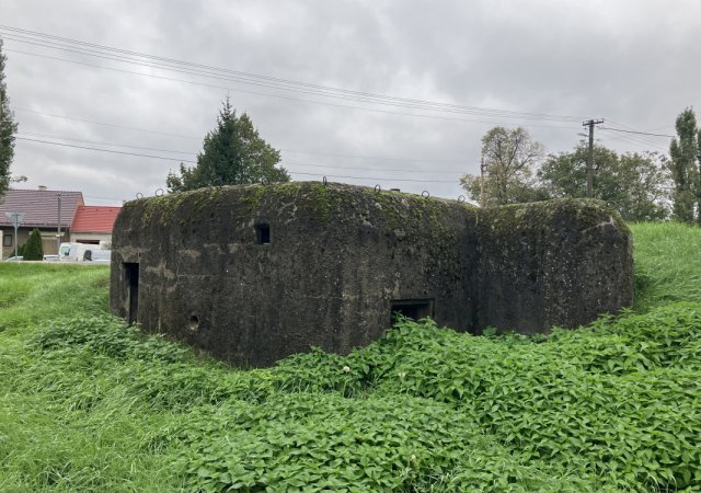 FOTOGALERIE: Nejdražší za sto tisíc, nejlevnější za třicet. Stát prodává další řopíky