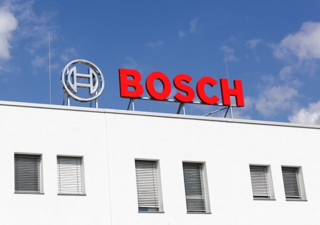 Německý dodavatel autodílů Robert Bosch hodlá zrušit až 5550 pracovních míst