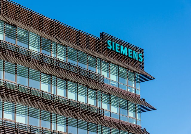 Siemens koupí za 248 miliard firmu Altair