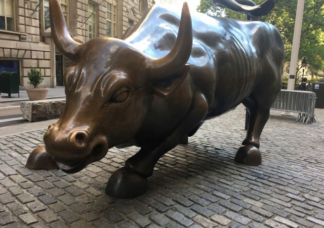 Jeden ze symbolů burzy na newyorské Wall Street
