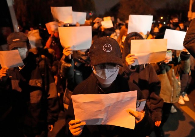 Víkendové protesty přístup Číny k zero covid politice nezmění.