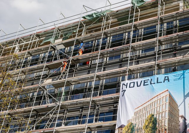 Počet zahájených staveb v Německu v pololetí klesl o 26 procent