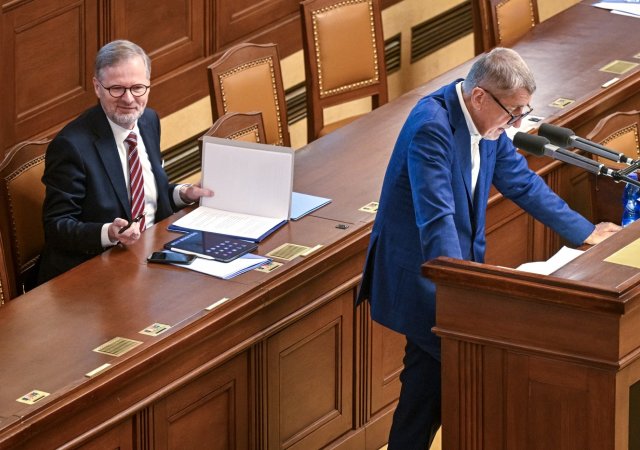 Premiér Petr Fiala (ODS) a předseda hnutí ANO Andrej Babiš