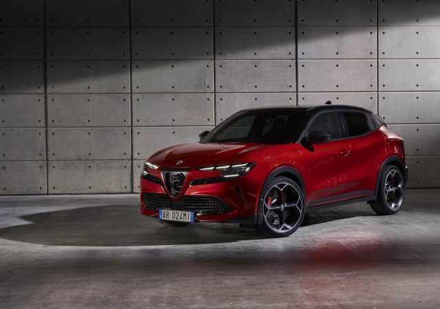 Nová Alfa Romeo, elektromobil Junior