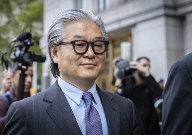 Bill Hwang, zakladatel padlého investičního fondu Archegos Capital Management, byl shledán vinným z podvodů.