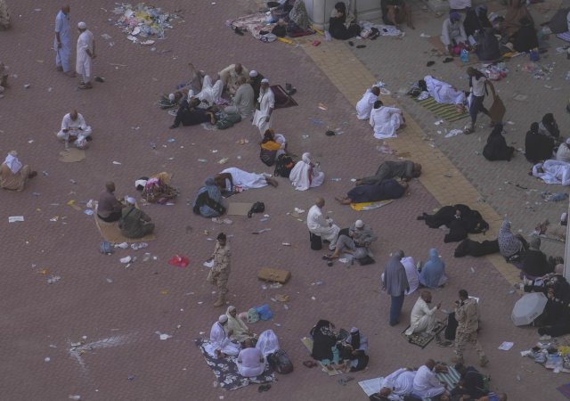 Počet obětí letošní pouti do Mekky přesáhl kvůli vysokým teplotám tisícovku