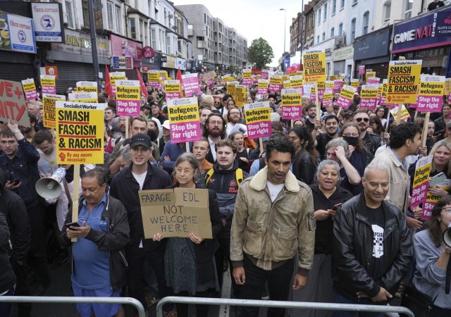 Protesty ve Velké Británii