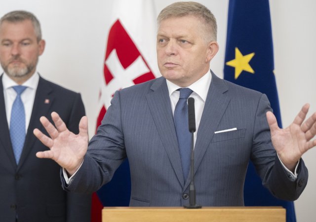 Slovenský prezident Peter Pellegrini a premiér Robert Fico