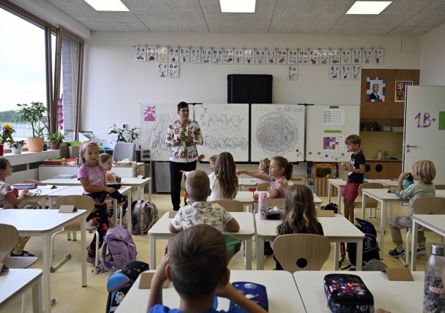 Angličtina bude povinná od první třídy