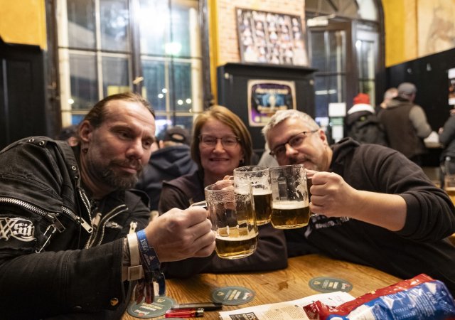 Střízliví Češi připraví prodejce alkoholu o 1,6 miliardy