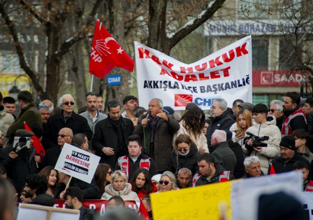 protesty po zatčení istanbulského starosty Imamoglua