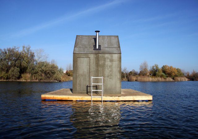 Plovoucí sauna od architektů H3T