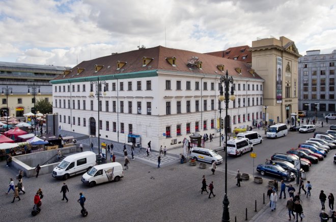 Dalibor Martínek: Stát okrádá sám sebe o stovky milionů korun. Neumí prodat paláce v centru Prahy