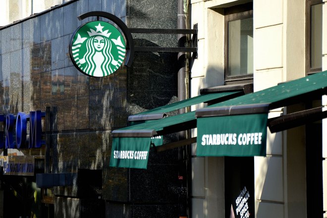 Starbucks v Praze na Václavském náměstí