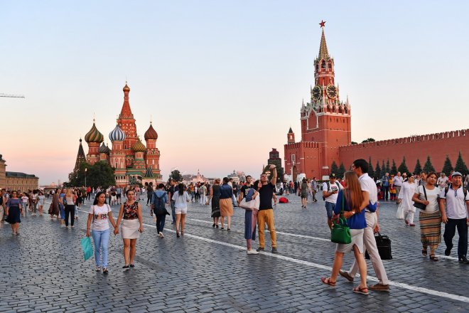 Amerika utahuje Rusku smyčku kolem krku. Dopady západních sankcí už pociťují řadoví Rusové