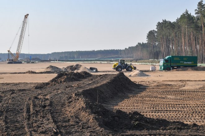 Výstavba továrny Tesla u Berlína