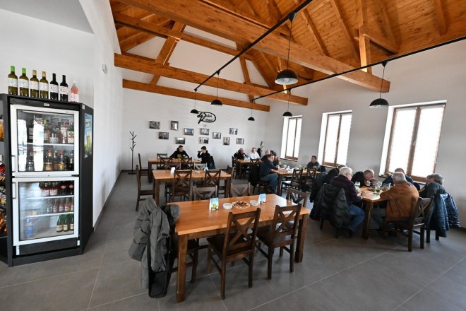 Hospody a restaurace za pět let podražily o polovinu