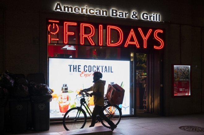 Během jediného roku zavřela stovku poboček. Teď TGI Fridays žádá o bankrotovou ochranu