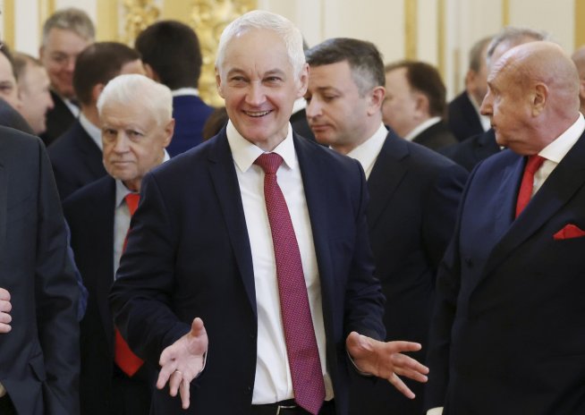 Putin navrhl výměnu ministra obrany, Šojgua nahradí Bělousov (na snímku)