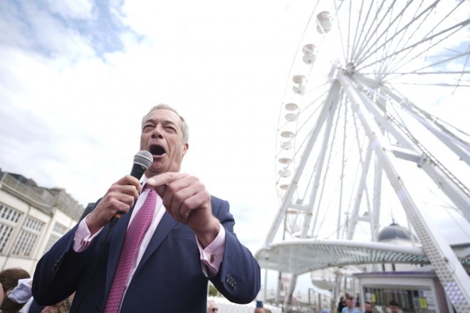 Populista Farage kandiduje do parlamentu