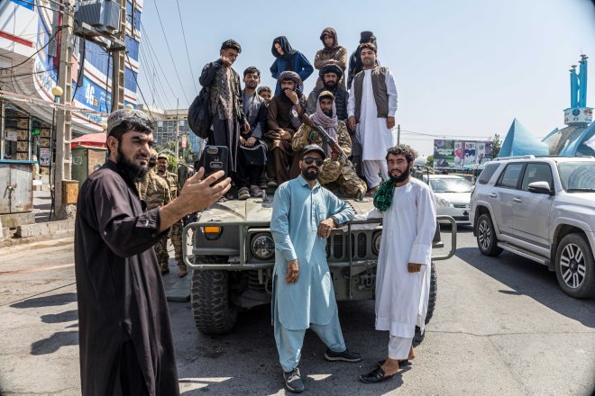 Afghánský Tálibán zakázal, aby na veřejnosti zněl ženský hlas