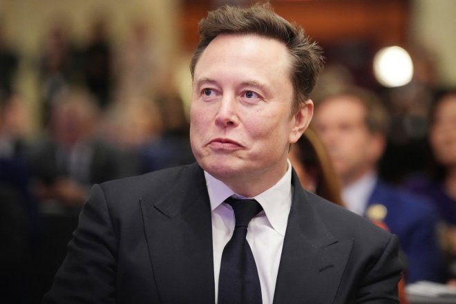 Musk má provést i audit Pentagonu