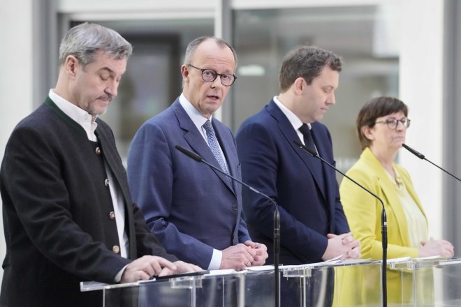 Markus Söder, Friedrich Merz, Lars Klingbeil a Saskia Eskenová