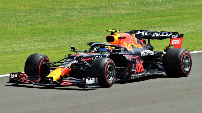 Monopost stáje Red Bull Racing, s níž je blízko dohodě o vstupu značka Porsche.