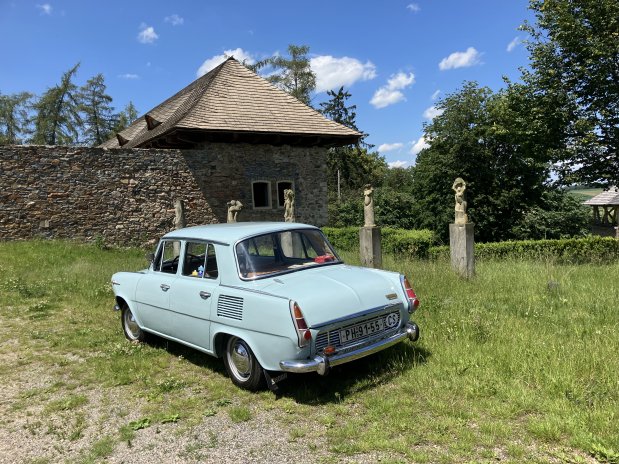 Škoda 1000 MB de luxe