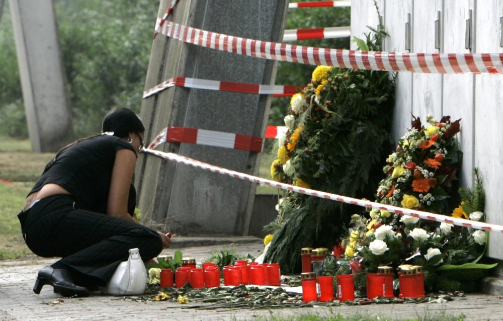 V Německu se dlouhodobě magnetická dráha testovala v oblasti Emsland v Dolním Sasku. Na tamní více než třicetikilometrové trati se v září roku 2006 odehrálo dosud největší neštěstí na magnetické dráze, když pokusný vlak narazil do železničního vozidla. Nehoda si vyžádala 23 mrtvých. Zkušební středisko je nyní uzavřené.