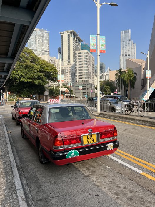 Hongkong nevzkvétá, vzdělaní obyvatelé odcházejí