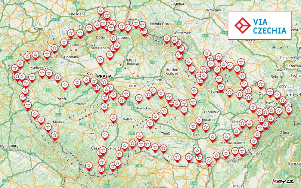 Navržená místa útulen se nacházejí na všech šesti stezkách Via Czechia (někde v souběhu s jinými dálkovými trasami) a současně na pozemcích Lesy ČR. Rozestup útulen od sebe činí přibližně 25-30 kilometrů.