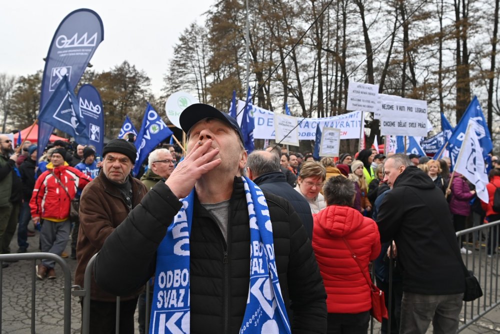 Na protest před Liberty Ostrava se sešly tisíce lidí