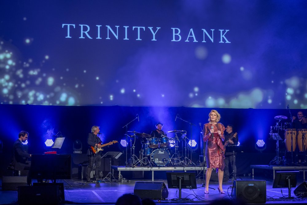 Trinity Bank pořádala v kongresovém centru setkání s klienty, kde vystoupila Helena Vondráčková.