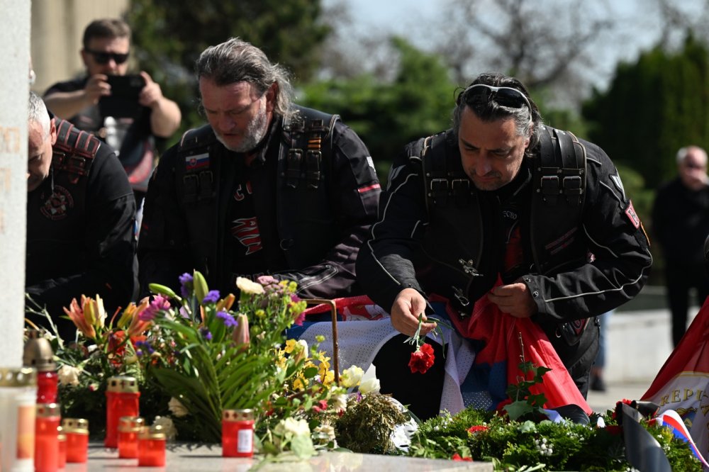 Motorkářská skupina Noční vlci v Brně